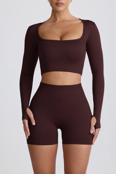 Super Sculpt Seamless Long-Sleeve Crop Top in Chocolate