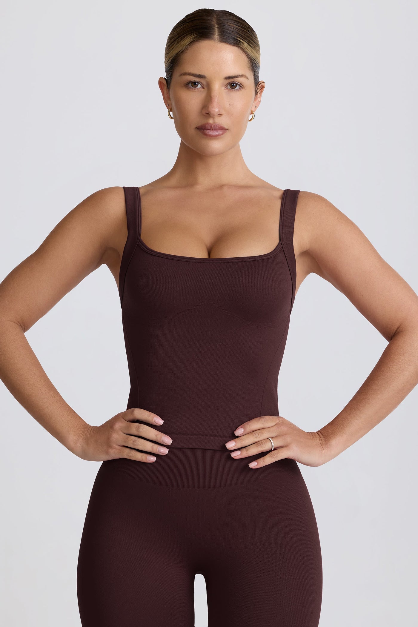 Super Sculpt Seamless Longline Tank Top in Chocolate